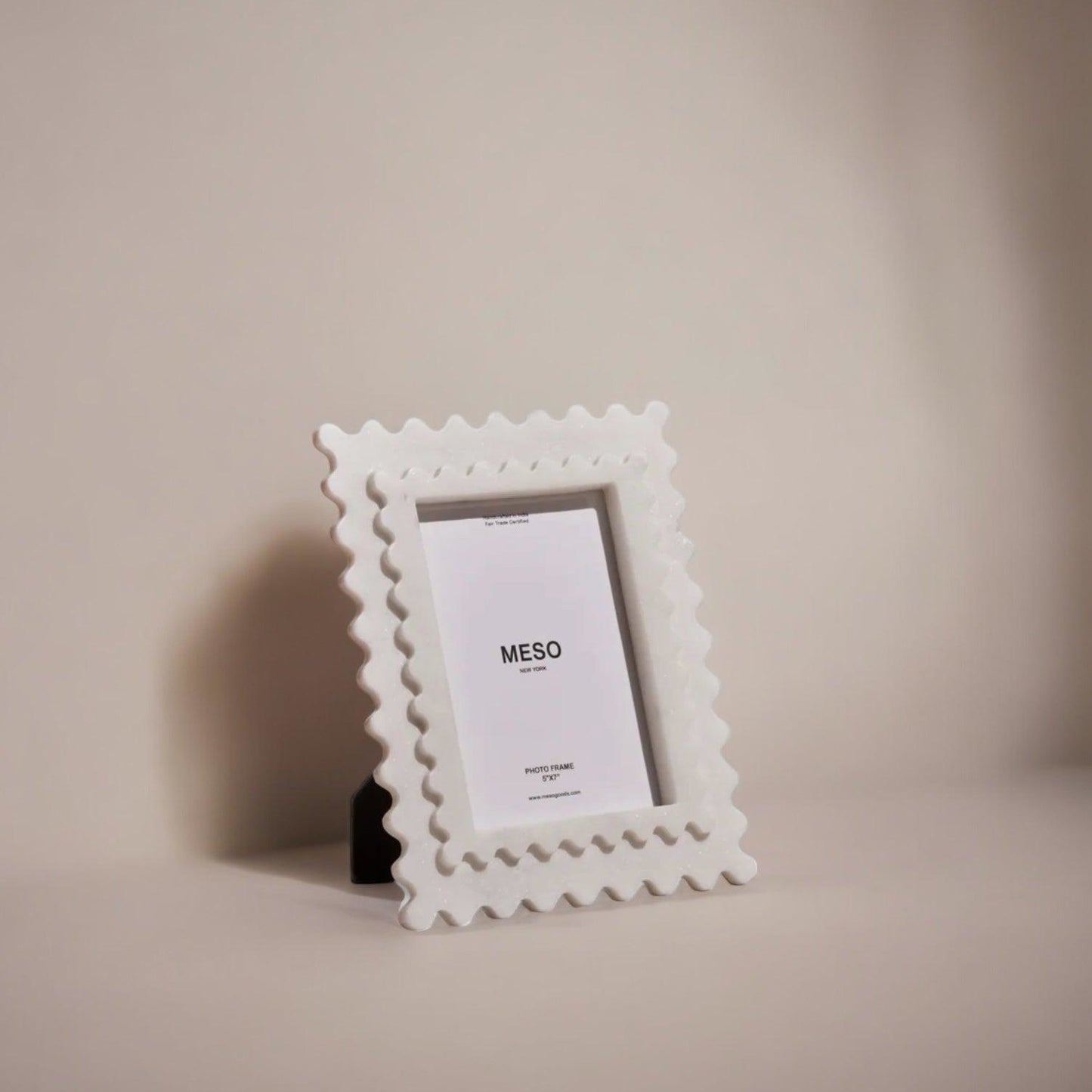 Lu Marble Frame by Diego Olivero Studio