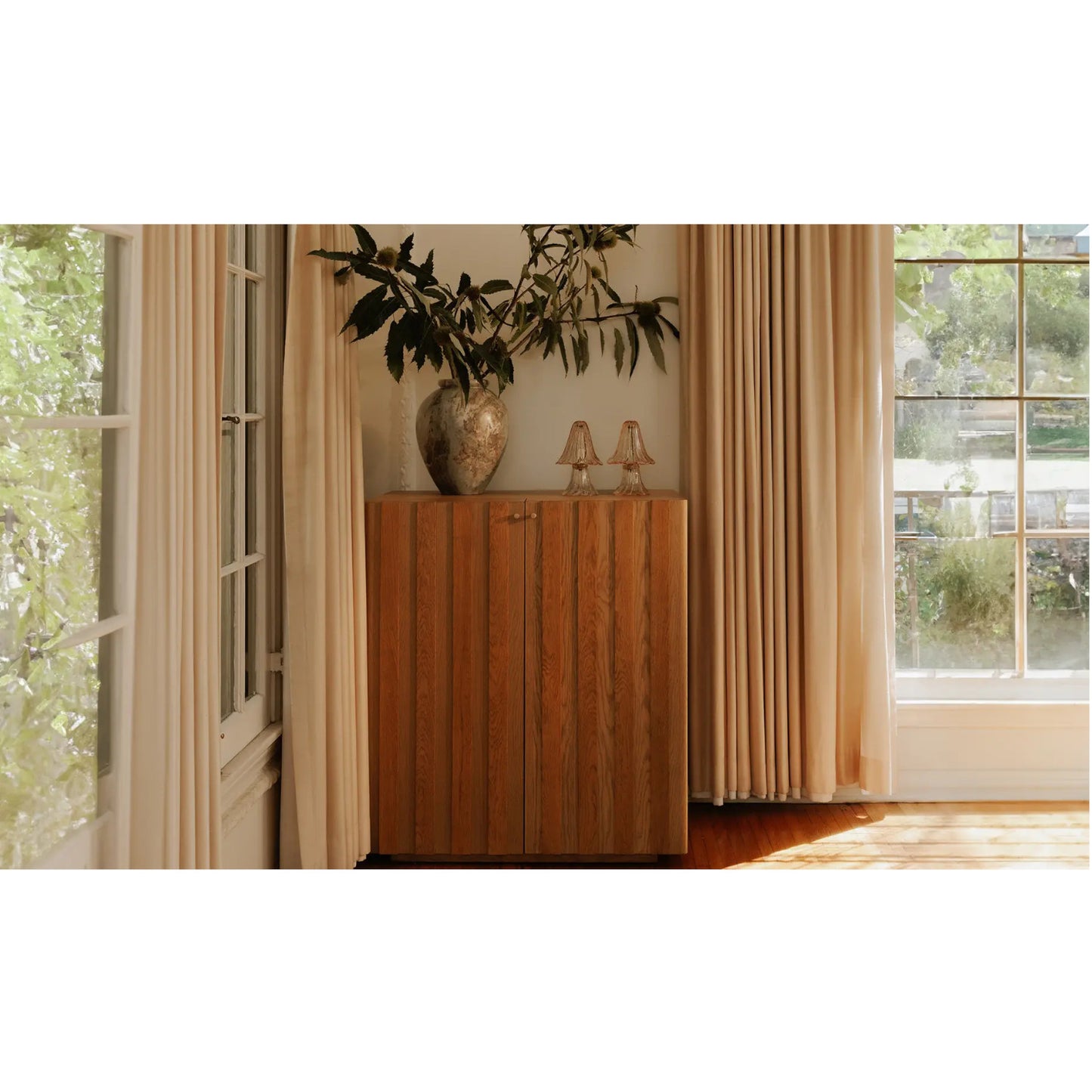 VERMENTINO BAR CABINET OAK
