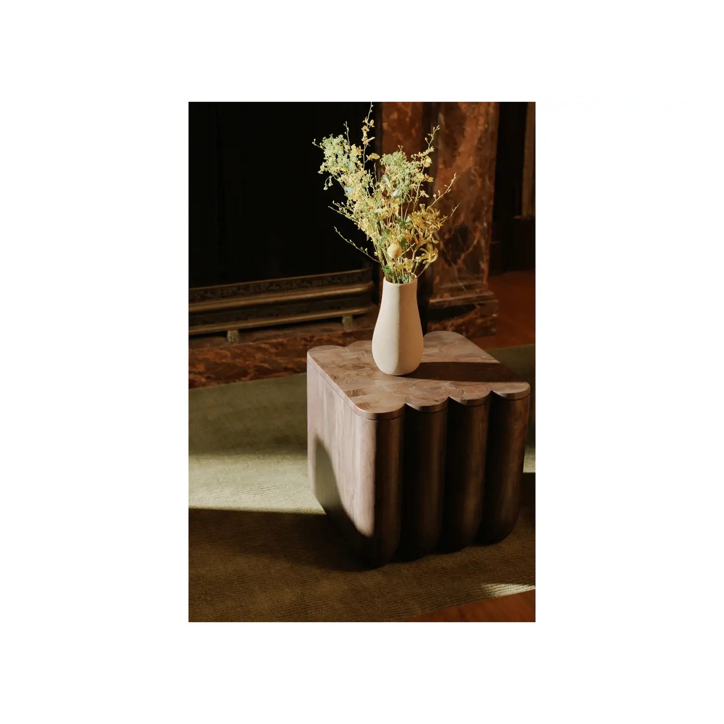 PUNYO PUNYO ACCENT TABLE ESPRESSO BROWN